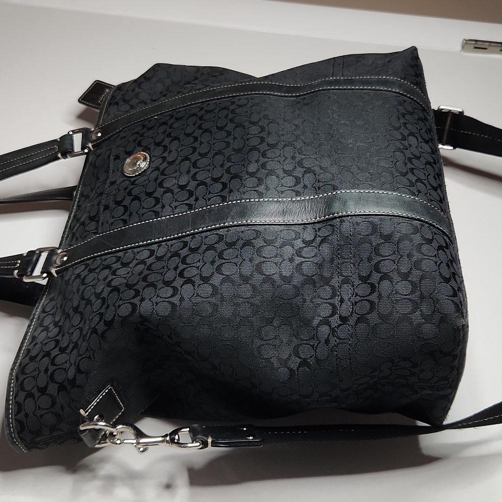 Coach Black Signature Canvas Tote Bag - Picture 2 of 6